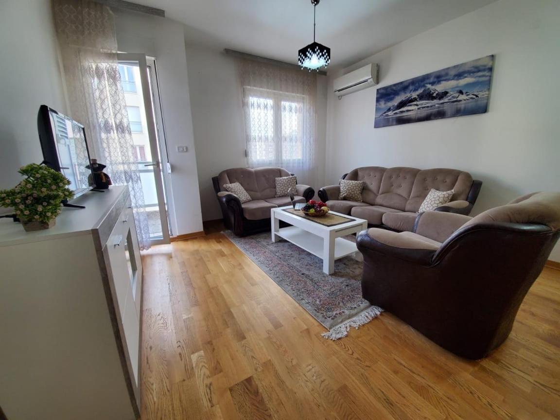 Gran Premium Appartement Podgorica Buitenkant foto